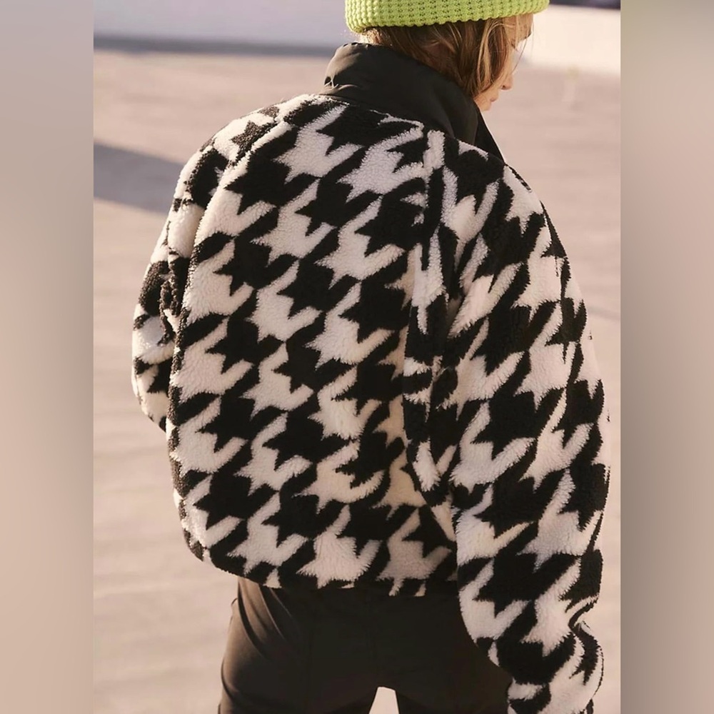 Sherpa Fleece Button Down Jacket Houndstooth Print Long Sleeve Black L NWT - Picture 2 of 7